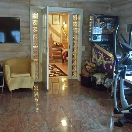 Villa Ulla With Own Beach By The Lake Of Saimaa דירה